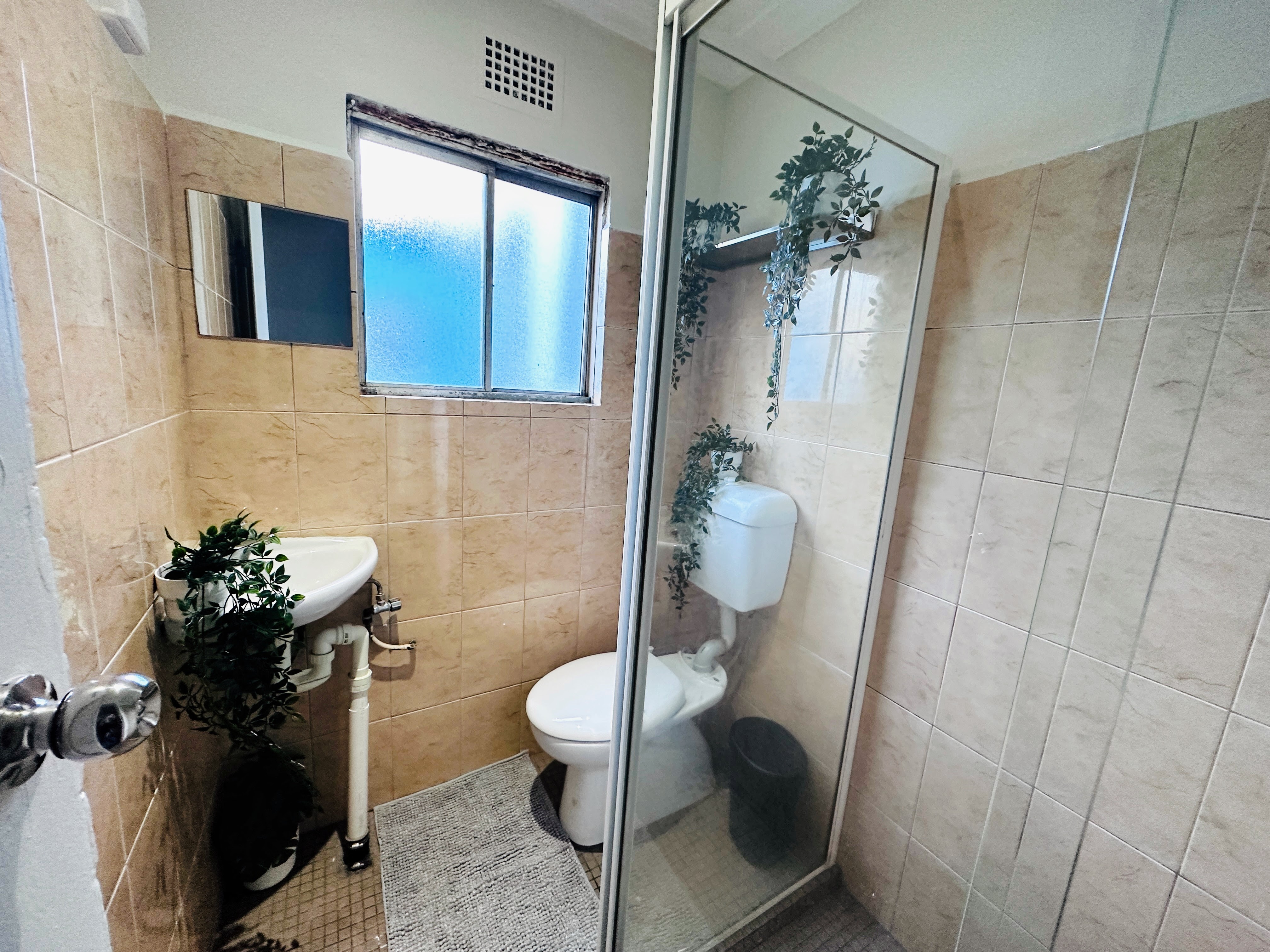 Camperdown coliving home 4